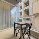 Fully Equipped Comfortable Homes With Wifi & Ac Lägenhet Sliema