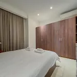 公寓 Fully Equipped Comfortable Homes With Wifi & Ac 斯利马