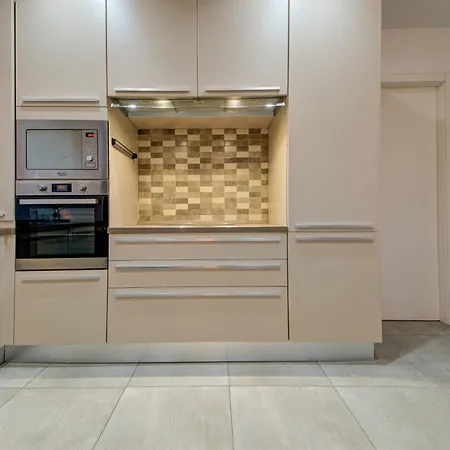 Appartement Sliema Fully Equipped Comfortable Homes With Wifi & Ac *