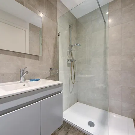 Апартаменты Sliema Fully Equipped Comfortable Homes With Wifi & Ac Слима