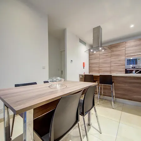 Sliema Fully Equipped Comfortable Homes With Wifi & Ac