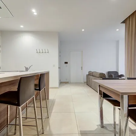 Sliema Fully Equipped Comfortable Homes With Wifi & Ac Апартаменты *