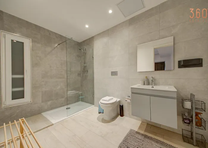 Fully Equipped Comfortable Homes With Wifi & Ac Sliema