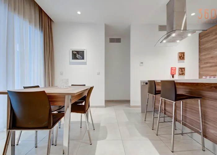 Sliema Fully Equipped Comfortable Homes With Wifi & Ac Apartament Sliema