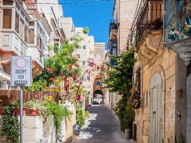Fully Equipped Comfortable Homes With Wifi & Ac Sliema