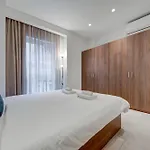 Fully Equipped Comfortable Homes With Wifi & Ac 아파트 *