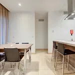 Fully Equipped Comfortable Homes With Wifi & Ac 아파트 슬리에마
